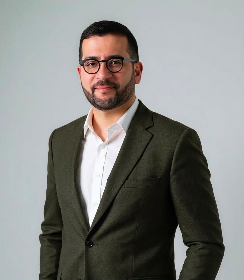 Rogério Luna, advogado especializado em Direito Médico e da Saúde